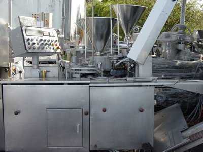 Maszyna do napełniania kubków BENHIL 8205 Copparapid