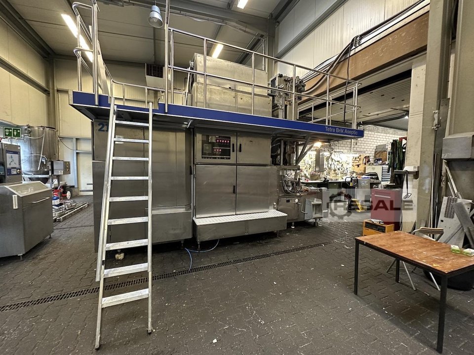 Filling equipment TETRA PAK TBA 19 V100 200ml Base
