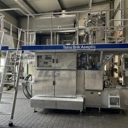 Urządzenia napełniające i uszczelniające TETRA PAK TBA 19 V100 250 ml Slim line