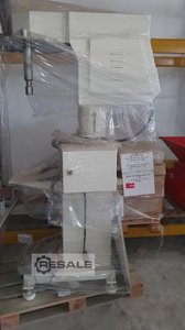 Filling equipment for powder