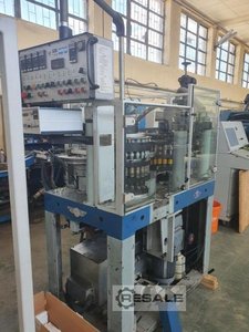 Maszyny zamykające SACMI PMV100