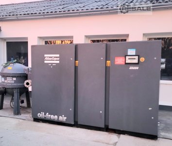 Schraubenkompressor + Lufttrockner ATLAS COPCO ZR250  MD600 adsorption