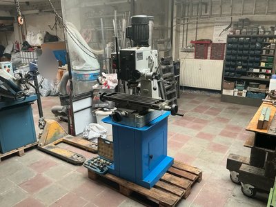 Contimac RF-40 Drilling and Milling Machine More Milling Machines