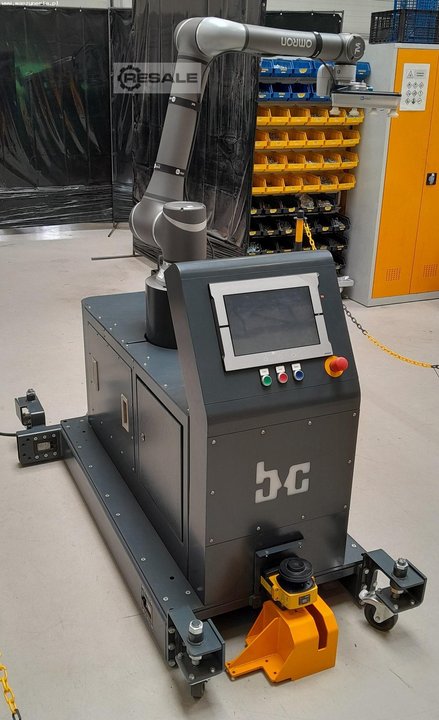 robotyczny system paletyzacji OMRON TM12