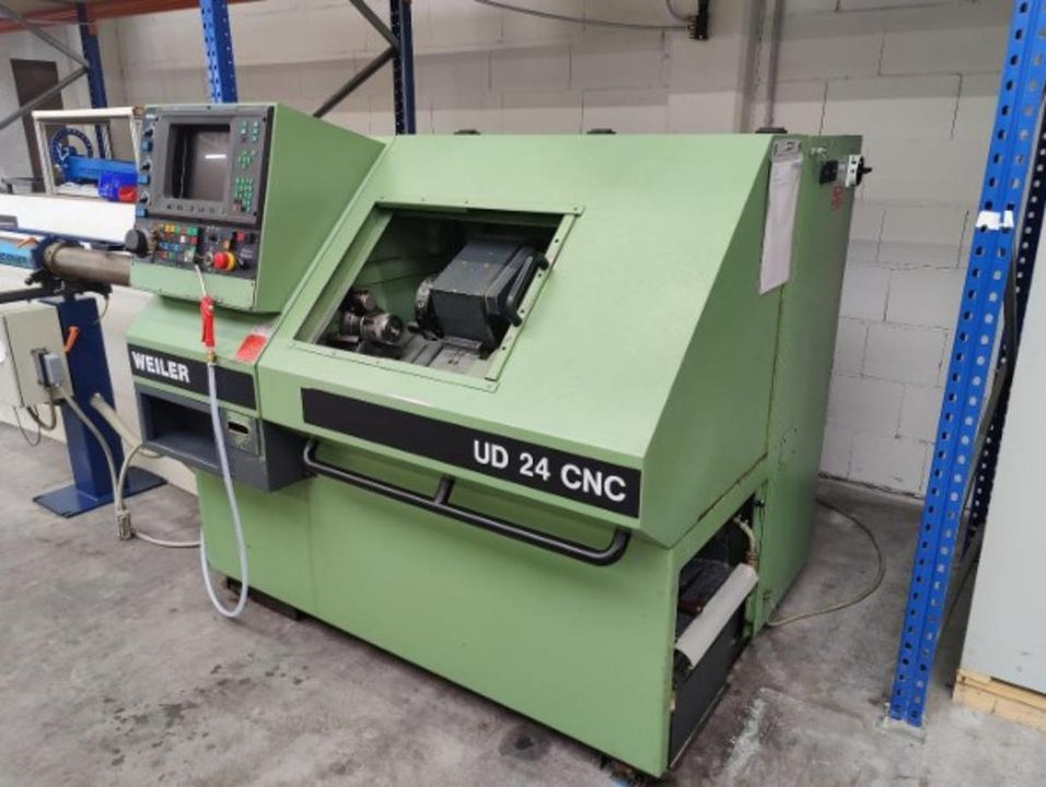 Gebrauchte Drehmaschine CNC Weiler UD24CNC Bosch CC200