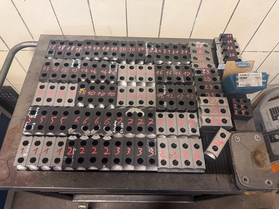 Pompy Roaster Schunk CNC tokarka Four pieczone podszewka
