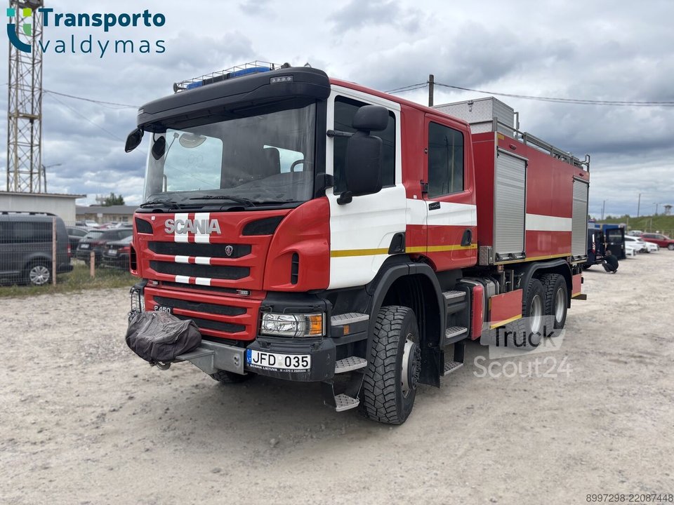 Feuerwehrfahrzeug / Löschfahrzeug Scania P 450 gebraucht