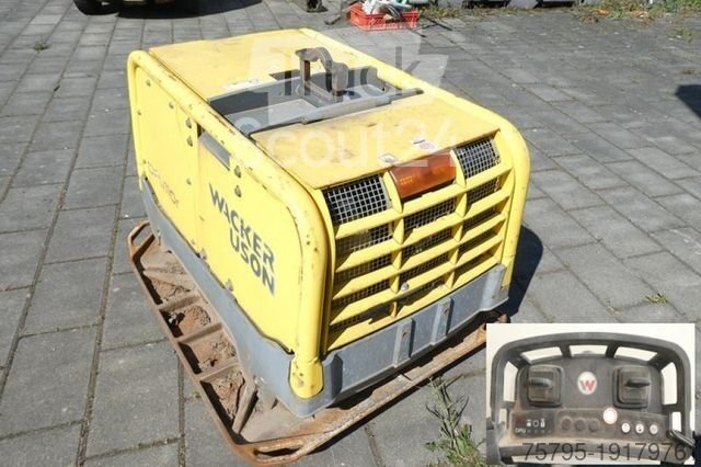 Bodenstabilisierer WACKER Rüttelplatte DPU 110rLem970 Baumaschine inkl. Fe gebraucht