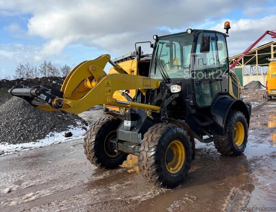 Radlader Komatsu WA 80 M gebraucht