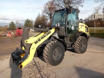 Radlader New Holland W80C gebraucht