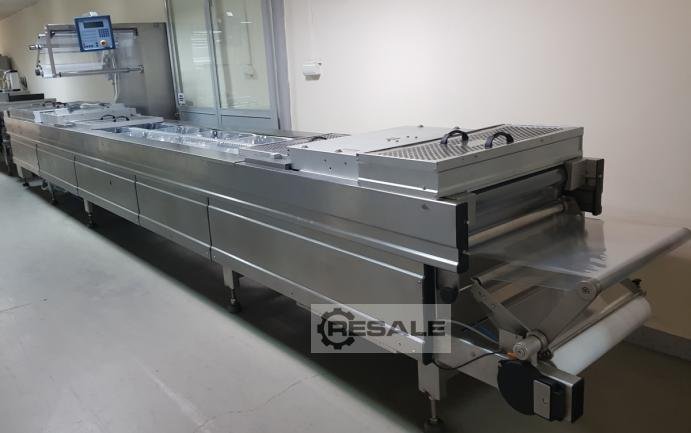 Vacuum deep drawing machines MULTIVAC R 530