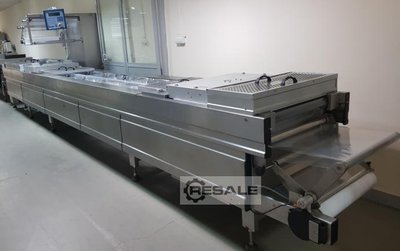 Vacuum deep drawing machines MULTIVAC R 530
