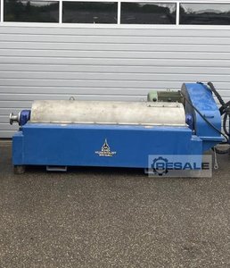Centrifuges KHD / HILLER CP3034 / DP350422 VA HY