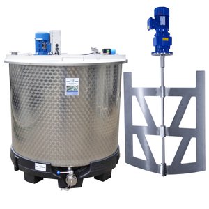 Agitator tanks