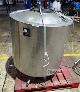 Stainless steel tanks and containers GRUNDY TANK 400L COLD STORAGE TANK