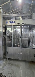 Complete filling lines for carbonated drinks SIDEL Bluestar