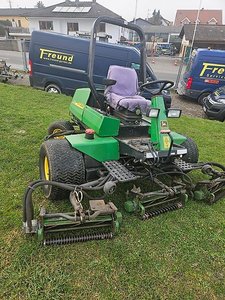 John Deere 3225 D