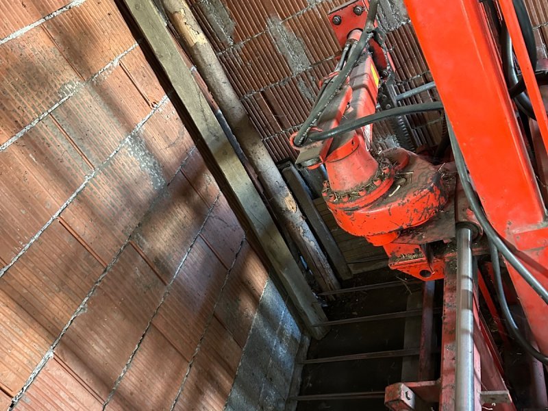 Kuhn Siloblockschneider Siloentnahmegerät & Verteilgerät