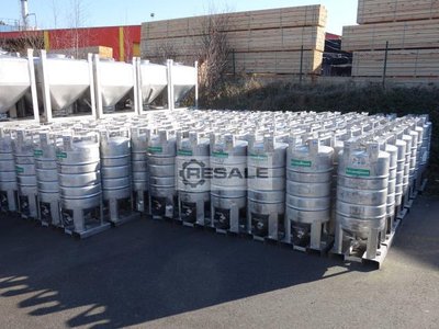 Stainless steel tanks and containers UCON 250 Liter