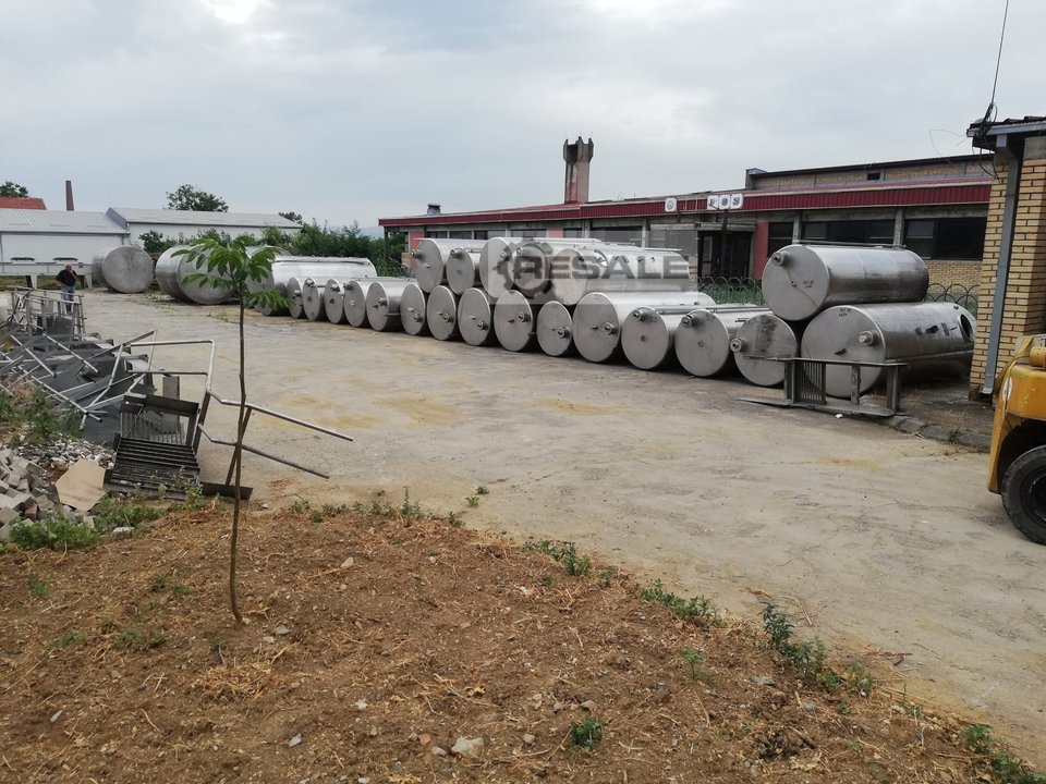 Storage tanks DIFFERENT TANKS Wine