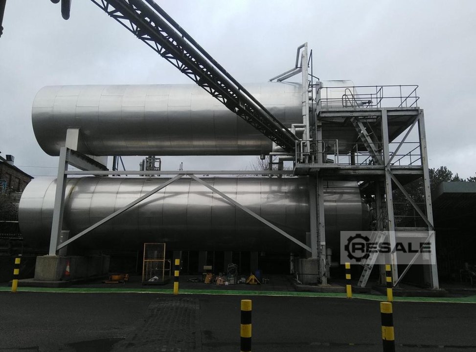 Storage tanks