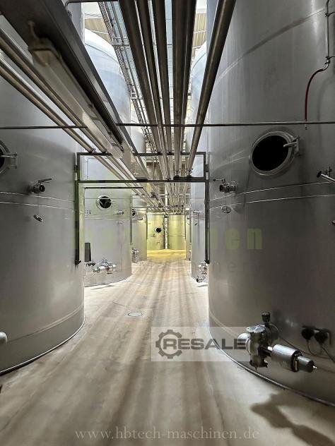 Storage tanks