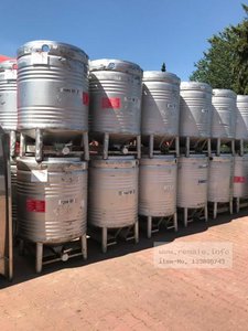 Transport tanks THIELMANN 850 ltr. rund, stapelbar,