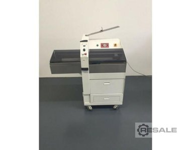 Bread and biscuit cutting machines RöSEN+ROBBERT SPA Bayern