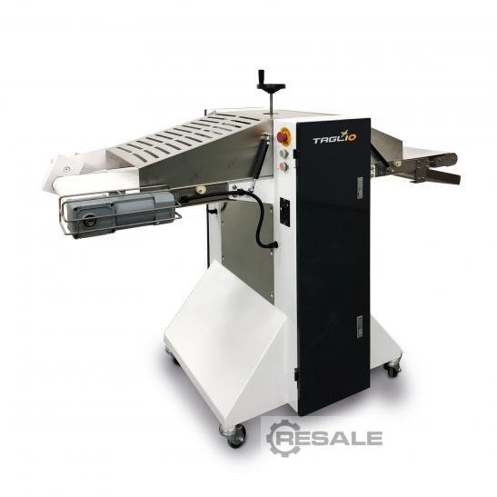 Bread and biscuit cutting machines SINMAG EUROPE TagliO HS2-3S