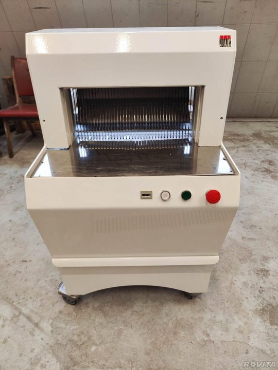 Bread slicer JAC 450/11