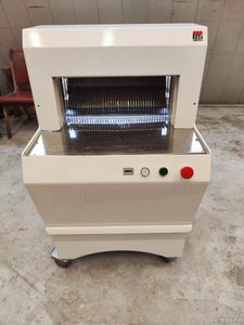Bread slicer JAC 450/11