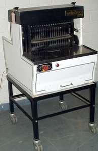 Bread and biscuit cutting machines WABäMA Junior Automatic