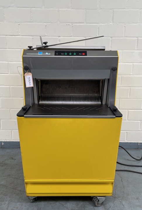 Bread and biscuit cutting machines MHS BM 45 NU
