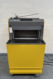 Bread and biscuit cutting machines MHS BM 45 NU