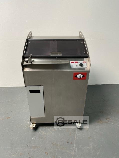 Bread and biscuit cutting machines TREIF Diskus Smart