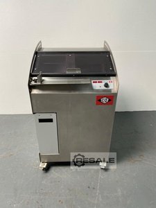 Bread and biscuit cutting machines TREIF Diskus Smart