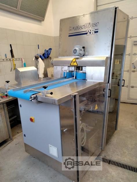 Bread and biscuit cutting machines IPEKA Master Slicer 2R