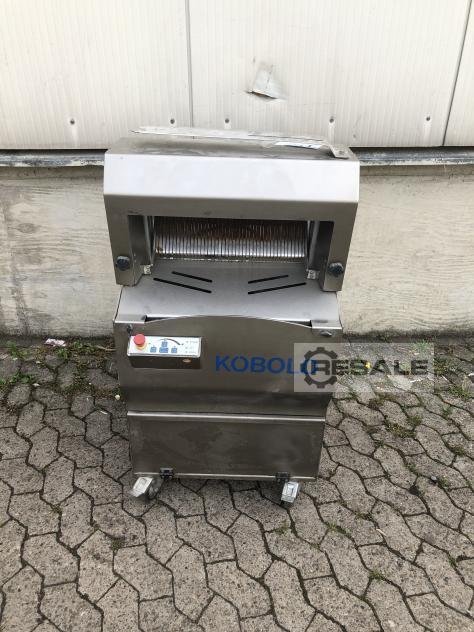 Bread and biscuit cutting machines REGO Kobold