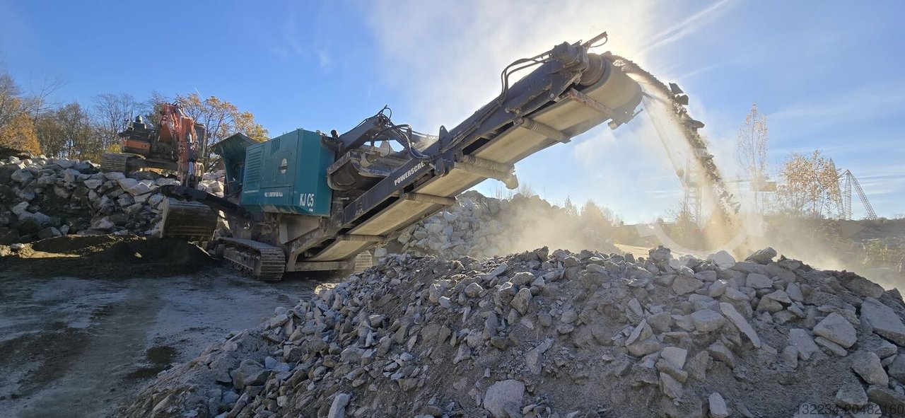 Powerscreen Premiertrak 400 jaw crusher