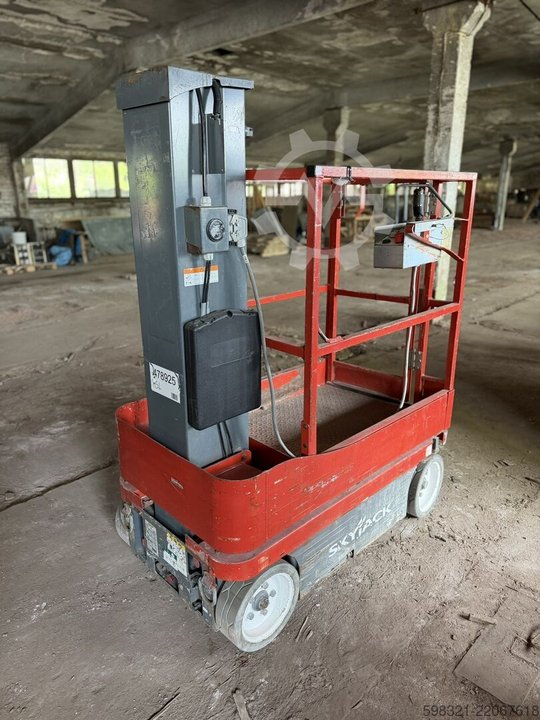 Skyjack SJ16