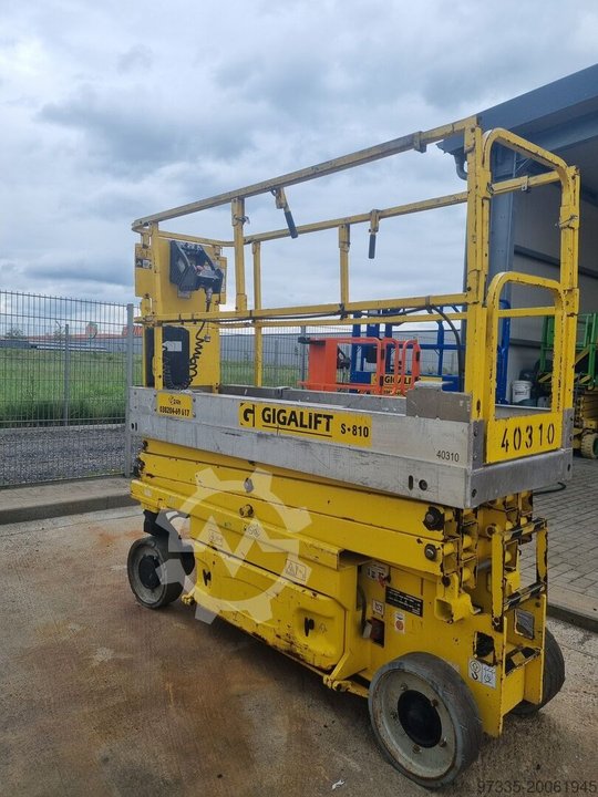 JLG 2030 ES (40310)