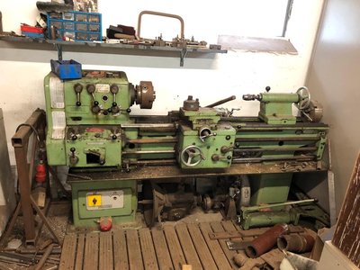 Drehmaschine Matra Zug/Leitdrehmaschine