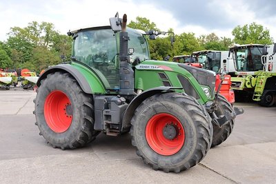 Fendt 724 VARIO PROFI PLUS