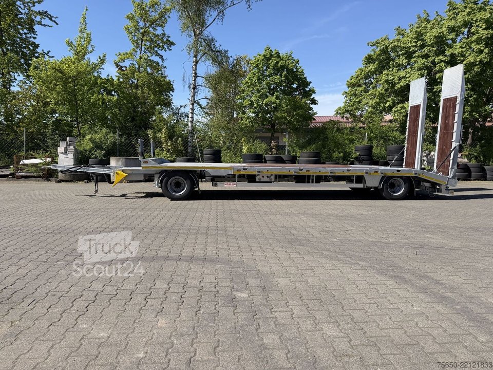 Tieflader Anhänger Möslein T2 Plato 8,20  2 Achs Tieflader mit gerader Ladefläche 8,20 m, Neufahrzeug neu