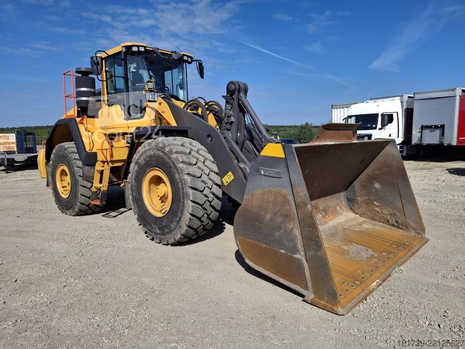 Radlader Volvo L180H articulated loader / 1000 MTH! gebraucht