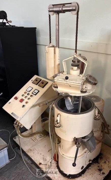 Coating systems for chocolate PETZHOLDT KM
