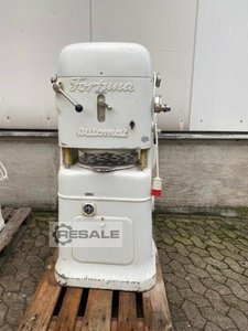 Dough dividing machines FORTUNA Automat A3-30