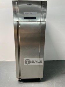 Fridges GRAM F 930