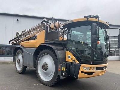 Challenger ROGATOR 635