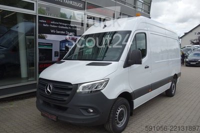 Kastenwagen mercedes-benz Sprinter 319 CDI V6 L2H2 LED/STDHZG/AHK/KAM/TEMP gebraucht